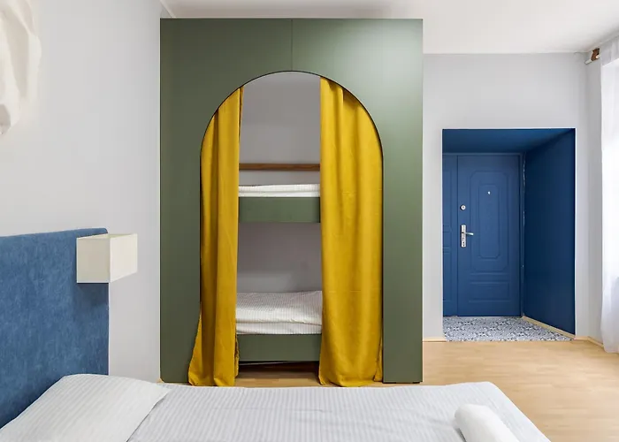 є світло, кондиціонер, центр *