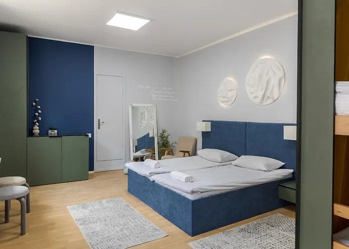 є світло, кондиціонер, центр *