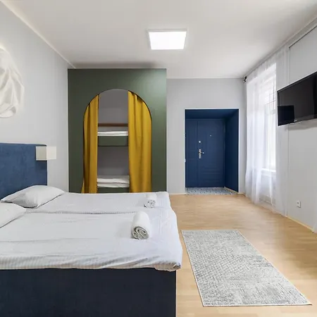 є світло, кондиціонер, центр Apartment